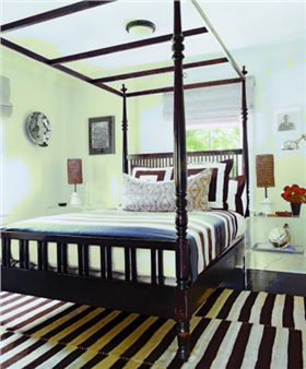 THE 10 THINGS EVERY BEDROOM NEEDSPOTSTOA领121.png.thumb.jpg