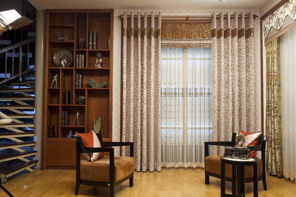 巧用布艺窗帘改善室内居住环境
